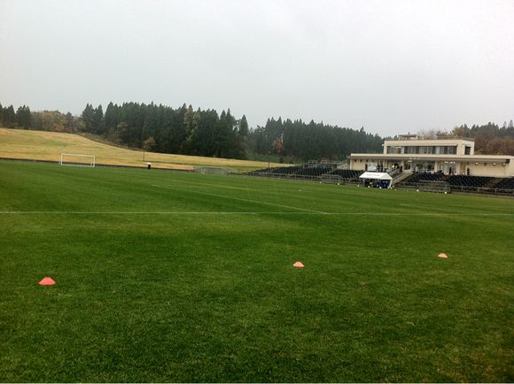 2013/11/10 十和田市高森山総合運動公園球技場着