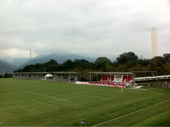 2016/10/23 新居浜サッカー場着